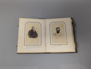 Los 109 - Italienisches Porträtalbum des Risorgimento - Fotoalbum mit 20 Porträtfotografien, CDV-Format - 5 - thumb