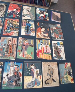 Los 602 - Bijin-ga - Sammlung von 36 Ukiyo-e Farbholzschnitten verschiedener Künstler. Tokio 1831-1866 - 2 - thumb