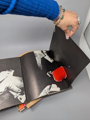 Los 3352 - Warhol, Andy - Index (Book) + Beilage Andy Warhol Katalog Stockholm 1968 + Interview Photo Issue - 2 - thumb