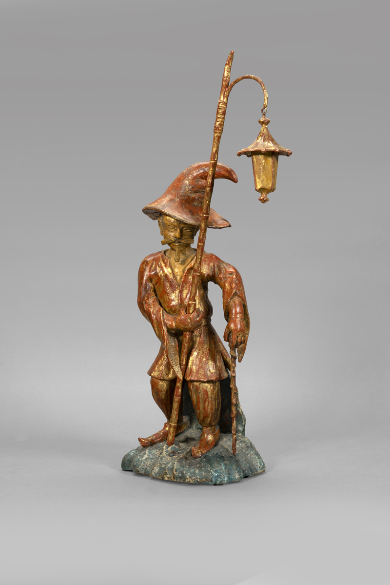 Lot 6397, Auction 127, Deutsch, wohl Sächsisch, 1. Hälfte 18. Jh. Figurine eines Chinese mit Kegelhut und Laterne
